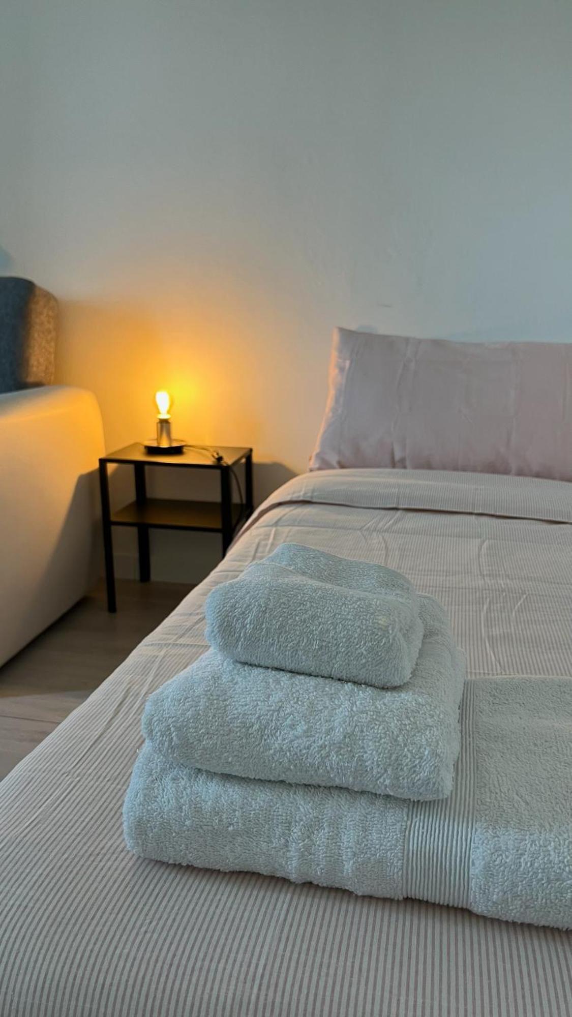 Rafael Milano - 10 Min From Linate Airport, Centrale Fs, Ospedale San Raffaele公寓 外观 照片